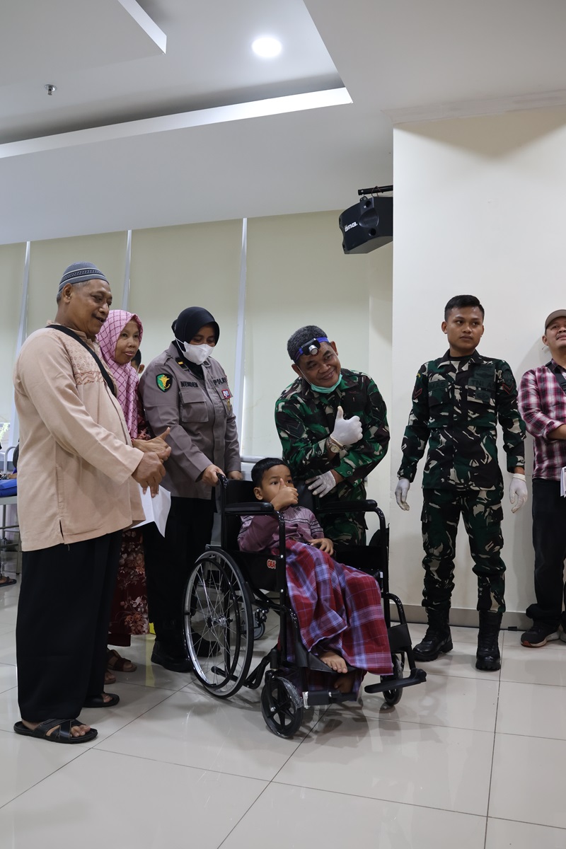 Galeri Dharma Sehat — Kegiatan bakti Kesehatan Bantuan Disabilitas