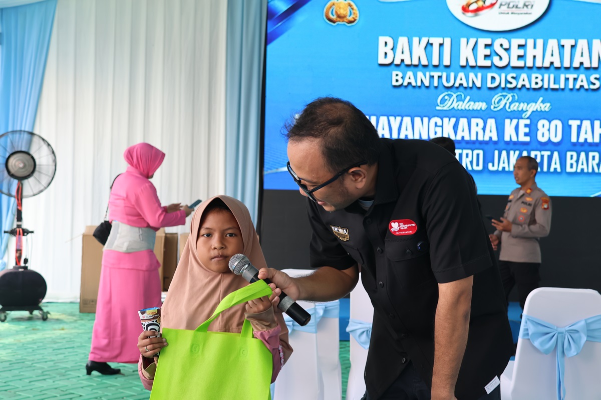 Galeri Dharma Sehat — Kegiatan bakti Kesehatan Bantuan Disabilitas